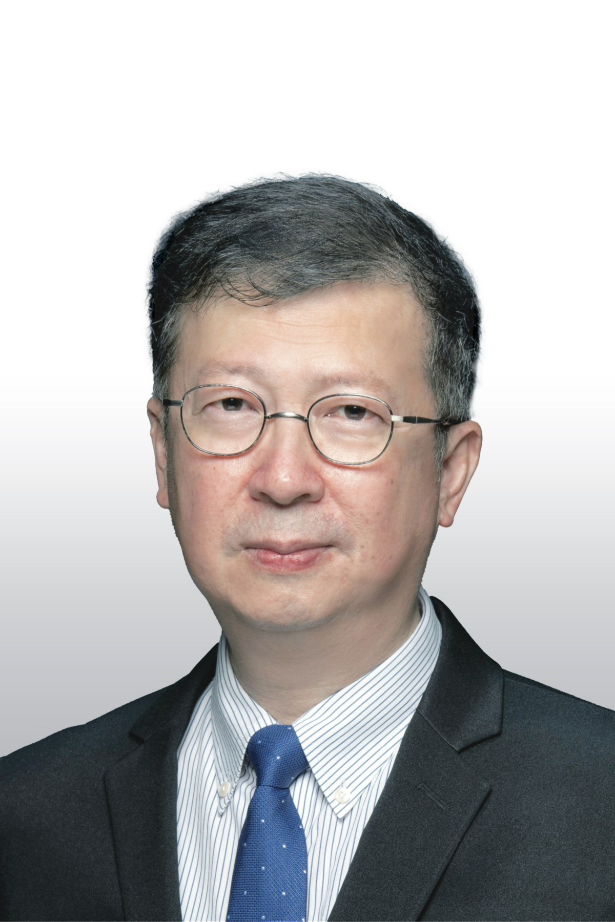 Conference-speaker-bio-4-1200x1800